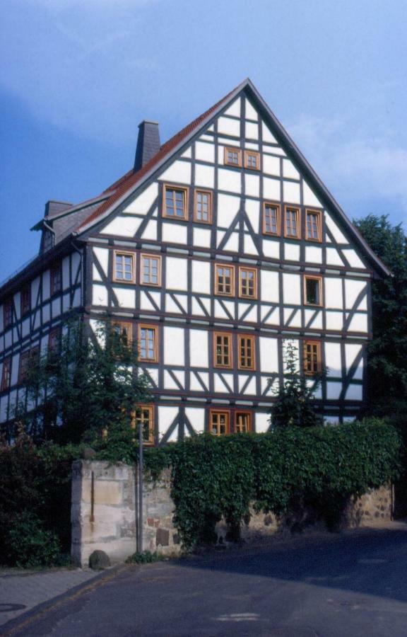 Alte Pfarre Gudensberg Apartment Bagian luar foto