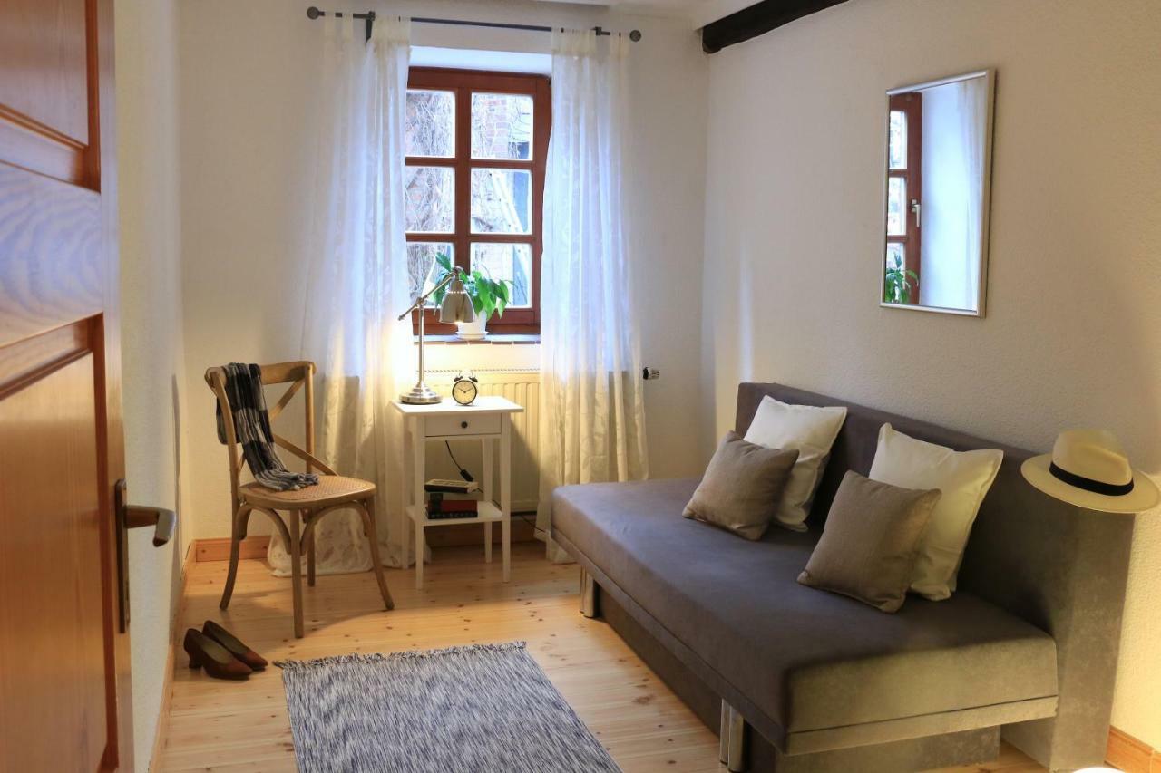 Alte Pfarre Gudensberg Apartment Bagian luar foto