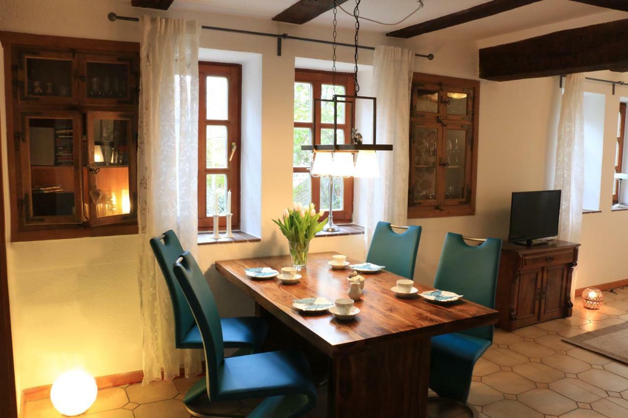 Alte Pfarre Gudensberg Apartment Bagian luar foto