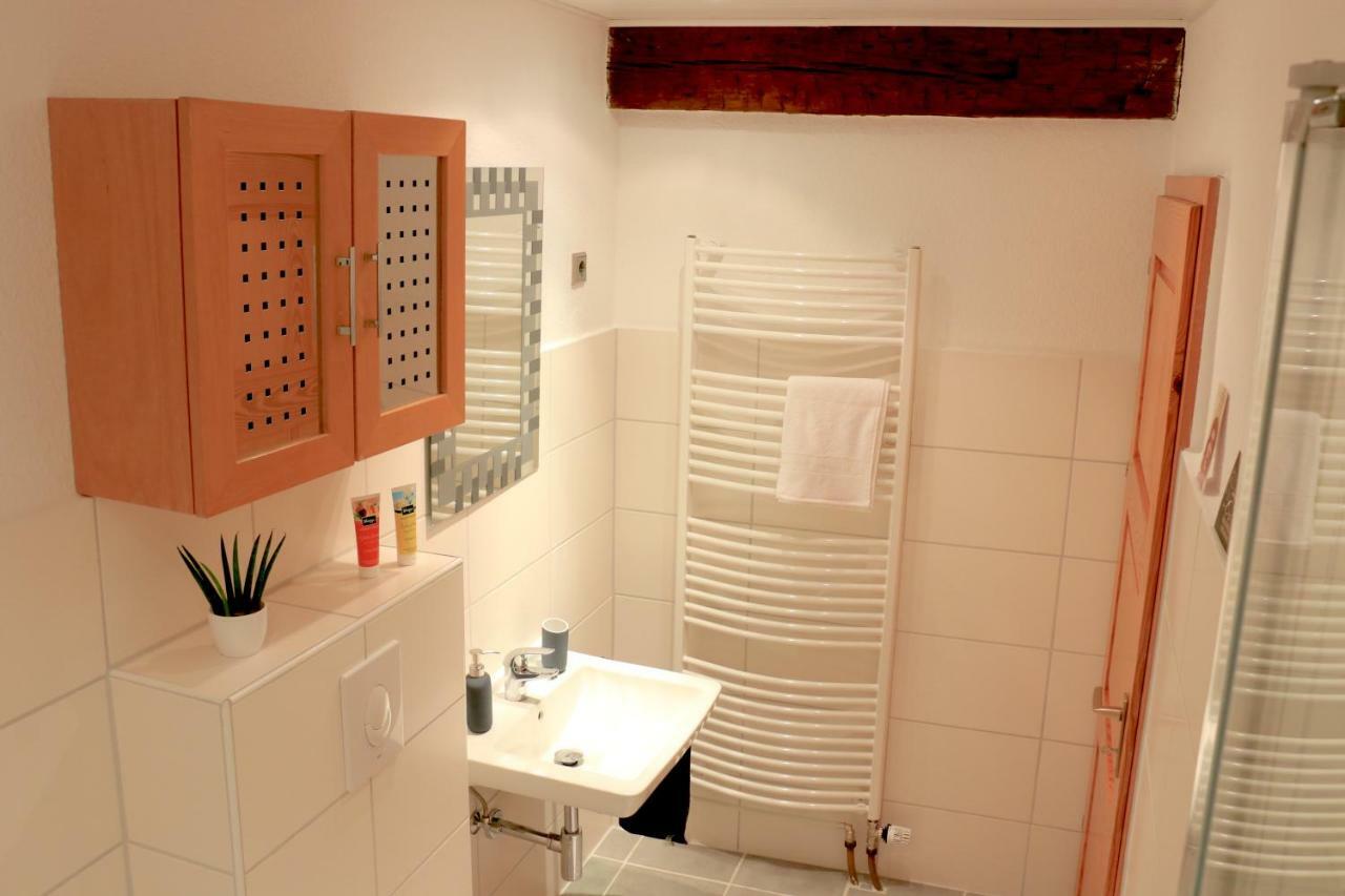 Alte Pfarre Gudensberg Apartment Bagian luar foto